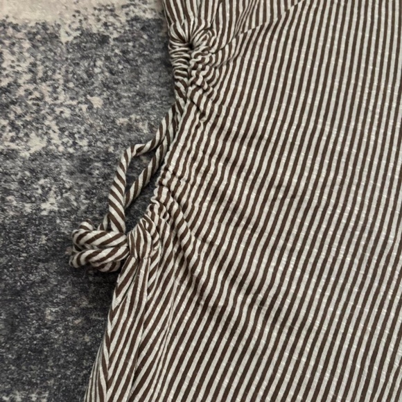 Caution to the Wind Dress - Picture 3 of 3